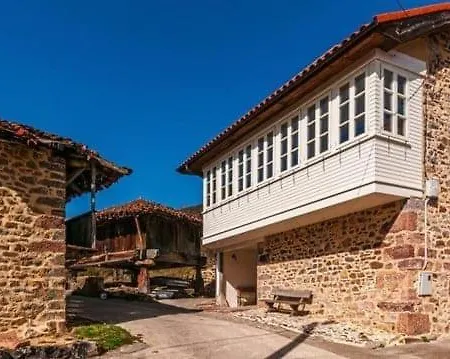 La Casona Rural Boutique Holiday home *